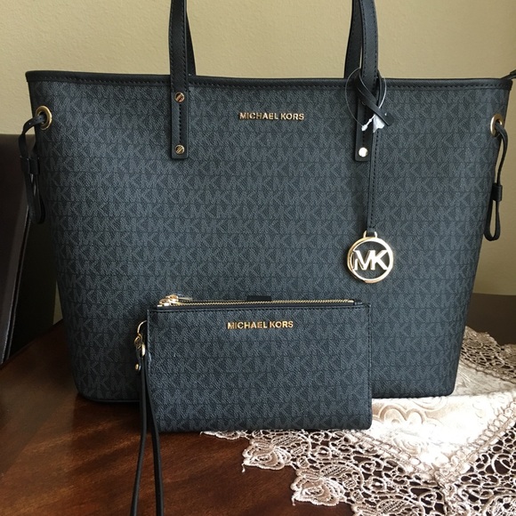 Michael Kors Large Zipper tote & wallet - Picture 2 of 8